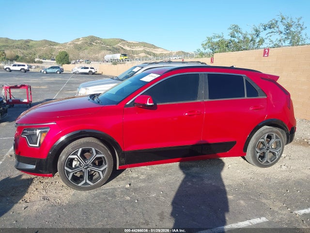 KNDCR3LE1P5106319 KIA Niro Ex Touring