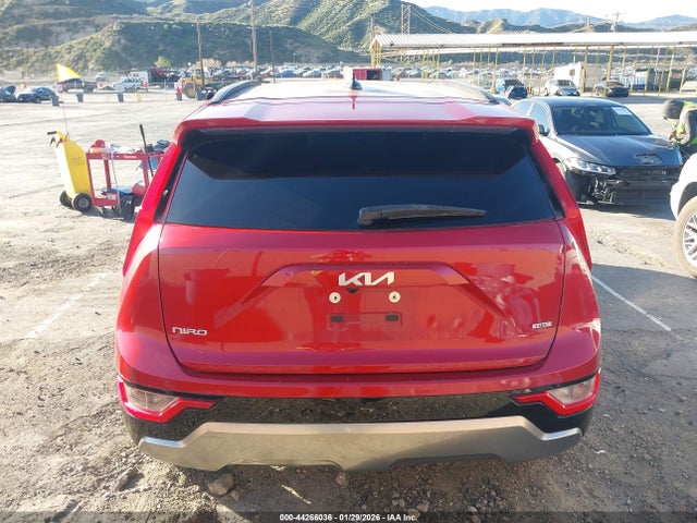 KNDCR3LE1P5106319 KIA Niro Ex Touring
