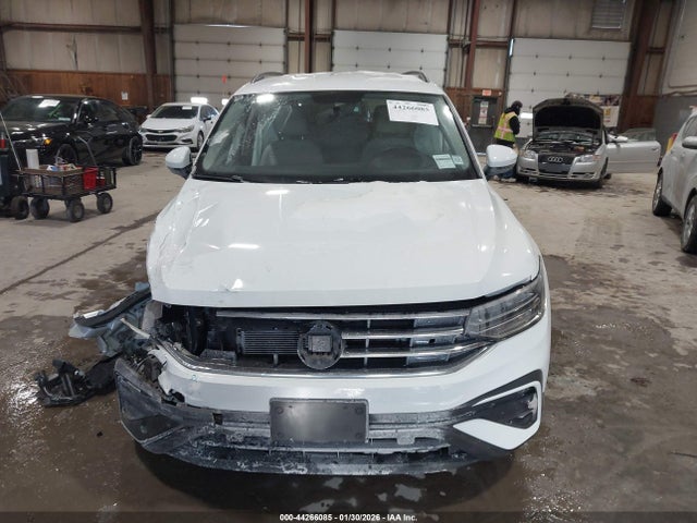 Aukcja sprzedaży 2022 Volkswagen Tiguan 2.0t S, vin: 3VV0B7AX0NM097270, numer aukcji: 44266085