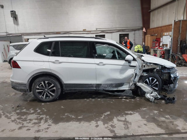 Aukcja sprzedaży 2022 Volkswagen Tiguan 2.0t S, vin: 3VV0B7AX0NM097270, numer aukcji: 44266085