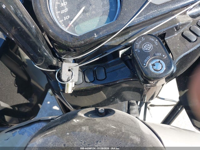 2023 HARLEY-DAVIDSON FLTRXST 1HD1ACL14PB643584 Photo 10