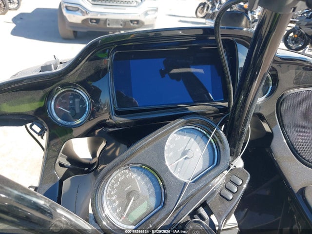 2023 HARLEY-DAVIDSON FLTRXST 1HD1ACL14PB643584 Photo 6