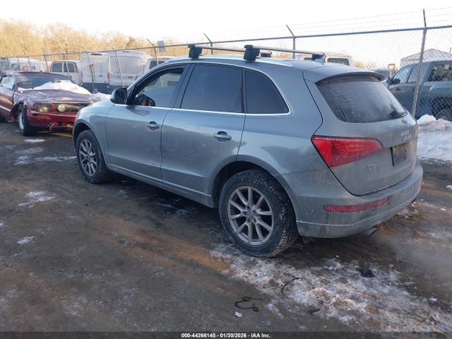 2011 AUDI Q5 WA1CFAFP1BA012445 Photo 2