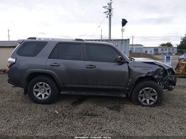 Toyota 4runner Trail 2014 JTEBU5JR1E5193045 Image 13