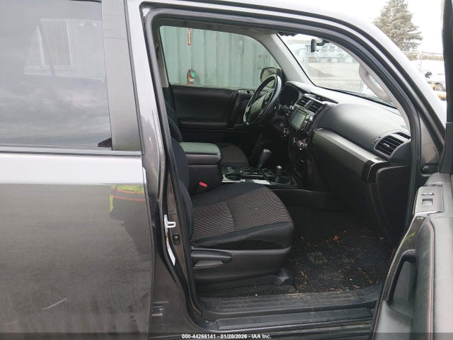 Toyota 4runner Trail 2014 JTEBU5JR1E5193045 Image 5