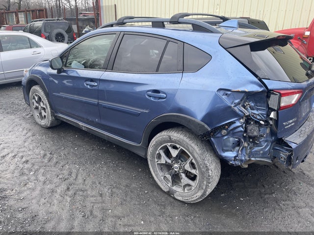 2018 SUBARU CROSSTREK JF2GTADC1J8257706 Photo 2