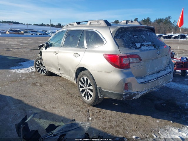 2017 SUBARU OUTBACK 4S4BSANCXH3281824 Photo 2