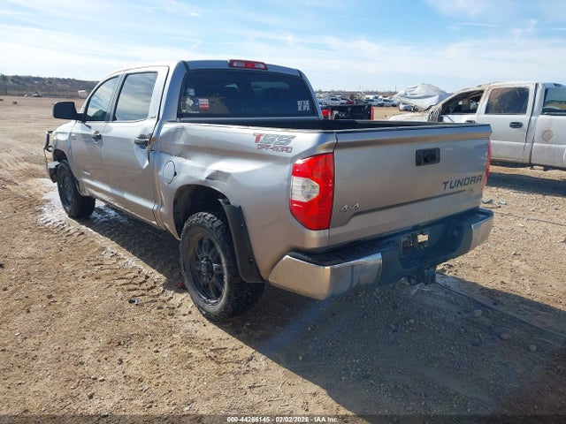 5TFDW5F1XGX508961 Toyota Tundra Sr5 5.7l V8
