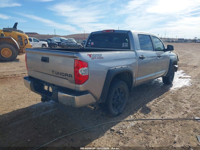 5TFDW5F1XGX508961 Toyota Tundra Sr5 5.7l V8