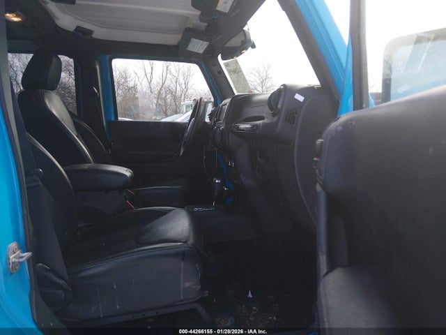 Auction sale of the 2017 Jeep Wrangler Unlimited Sahara, vin: 1C4BJWEG1HL550932, lot number: 44266155