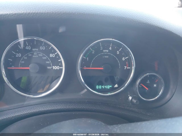1C4BJWDG1FL577840 Jeep Wrangler Unlimited Sport