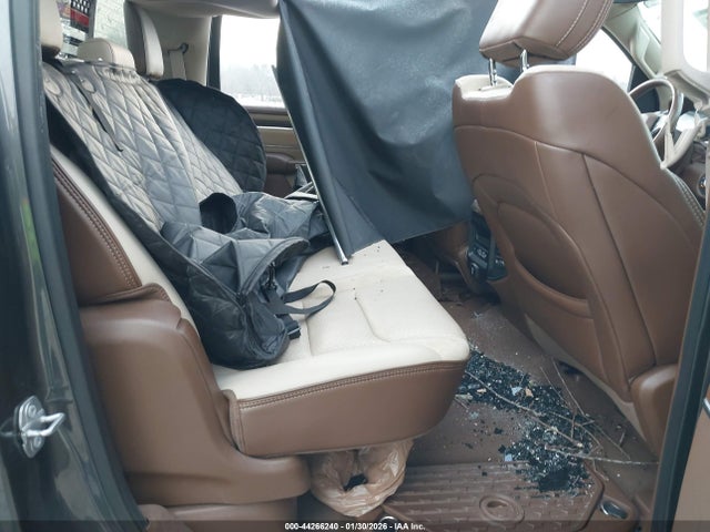 44266240 :رقم المزاد ، 1C6SRFRTXKN570535 vin ، 2019 Ram 1500 Laramie  4x4 6'4 Box مزاد بيع
