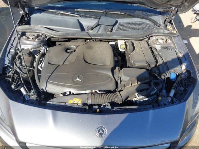 Mercedes-Benz CLA 250 2018 WDDSJ4EB2JN647274 Image 10