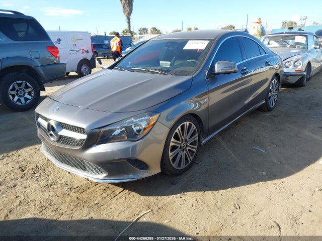 Mercedes-Benz CLA 250 2018 WDDSJ4EB2JN647274 Image 2