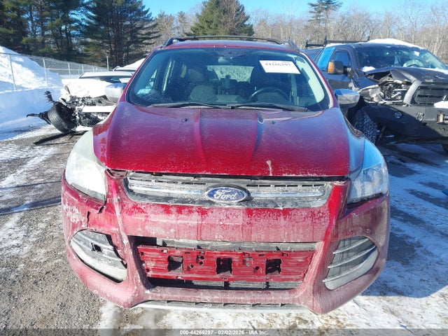 1FMCU9GX7GUA88133 Ford ESCAPE SE