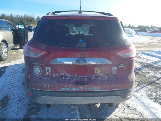 1FMCU9GX7GUA88133 Ford ESCAPE SE