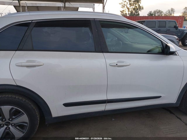44266331 :رقم المزاد ، KNDCB3LC9K5337741 vin ، 2019 Kia Niro Lx مزاد بيع