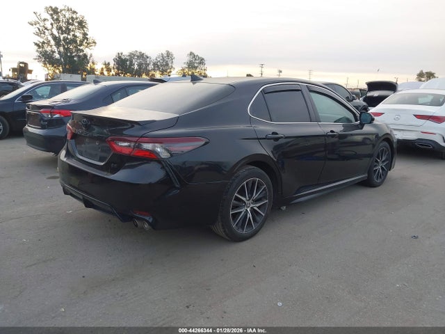 4T1G11AK2MU614172 Toyota CAMRY SE