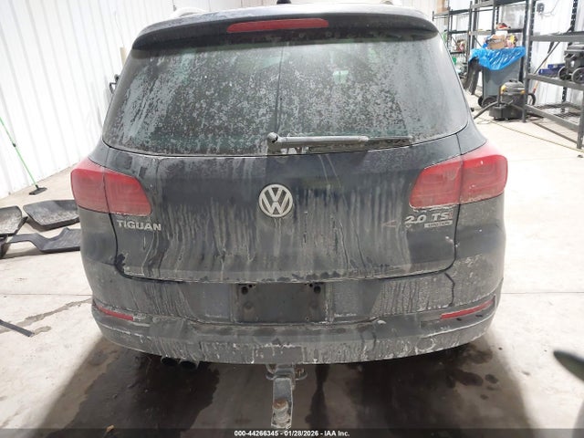 WVGBV7AX1FW607153 Volkswagen TIGUAN SE