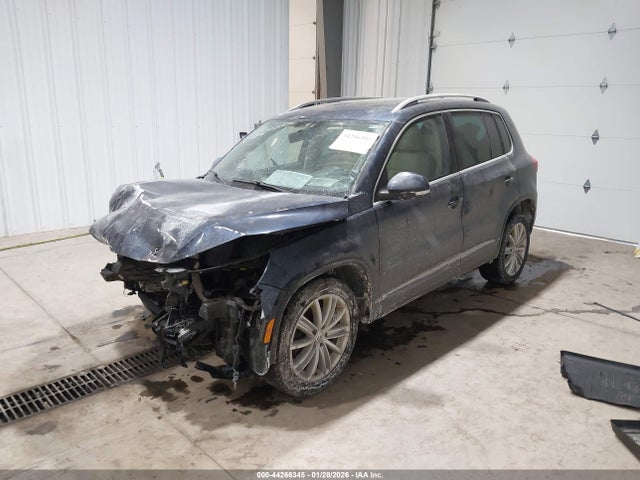 WVGBV7AX1FW607153 Volkswagen TIGUAN SE
