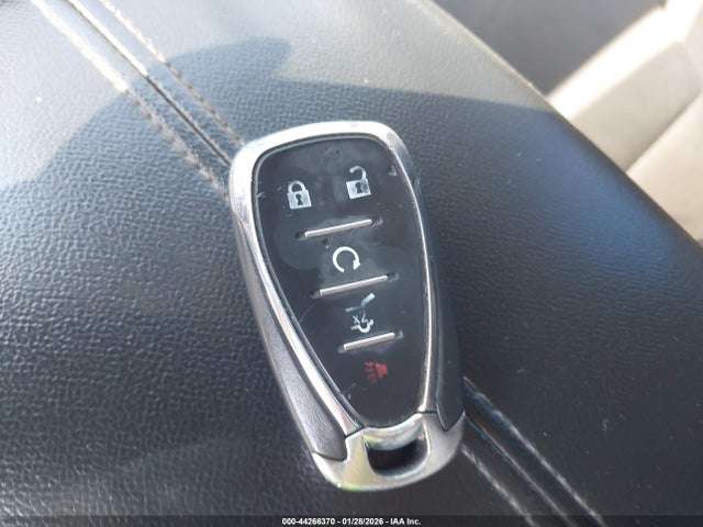 1G1ZD5ST7KF177282 Chevrolet MALIBU LT