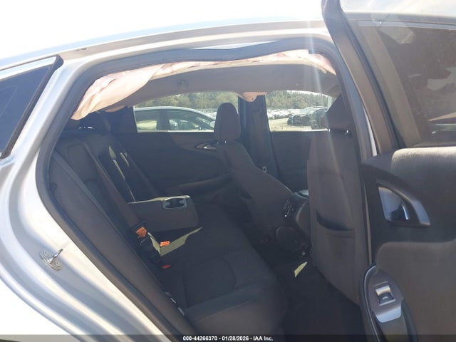 1G1ZD5ST7KF177282 Chevrolet MALIBU LT