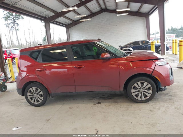 KNDJ23AU2L7076154 KIA SOUL LX