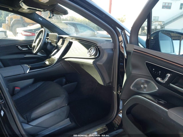 2023 MERCEDES-BENZ EQS 450+ SUV 4JGDM2DB0PA029821 Photo 4