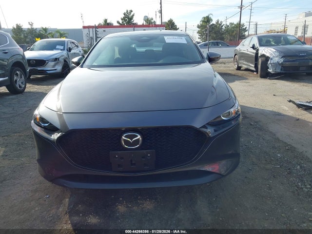 44266398 :رقم المزاد ، JM1BPALM3R1716892 vin ، 2024 Mazda Mazda3 2.5 S Preferred مزاد بيع