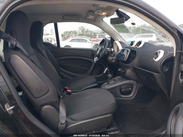 Smart Fortwo Pure 2016 WMEFJ5DA0GK076468 Image 5