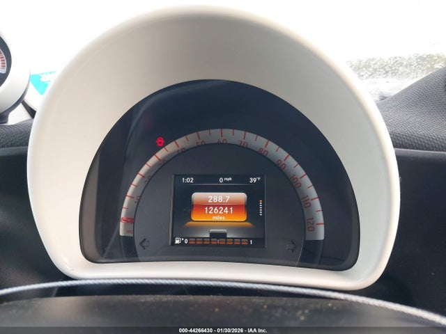 Smart Fortwo Pure 2016 WMEFJ5DA0GK076468 Image 7
