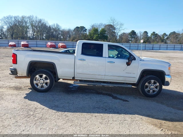 1GT12TEG1HF138774 GMC Sierra 2500hd Slt