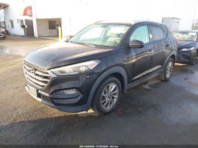Hyundai TUCSON SE 2016 KM8J33A45GU138887 Image 2
