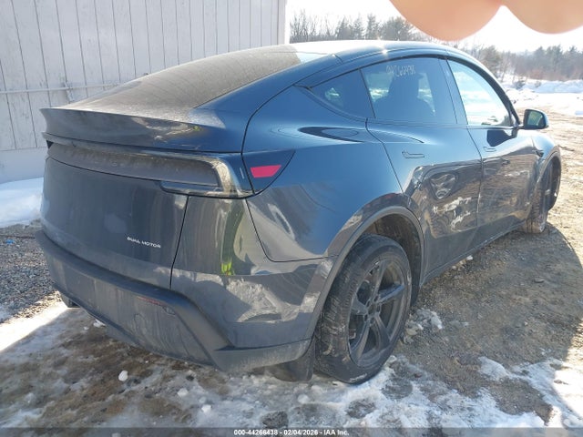 2026 TESLA MODEL Y 7SAYGDEE1TF339806 Photo 3