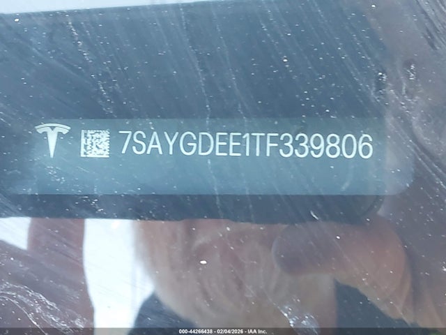 2026 TESLA MODEL Y 7SAYGDEE1TF339806 Photo 8