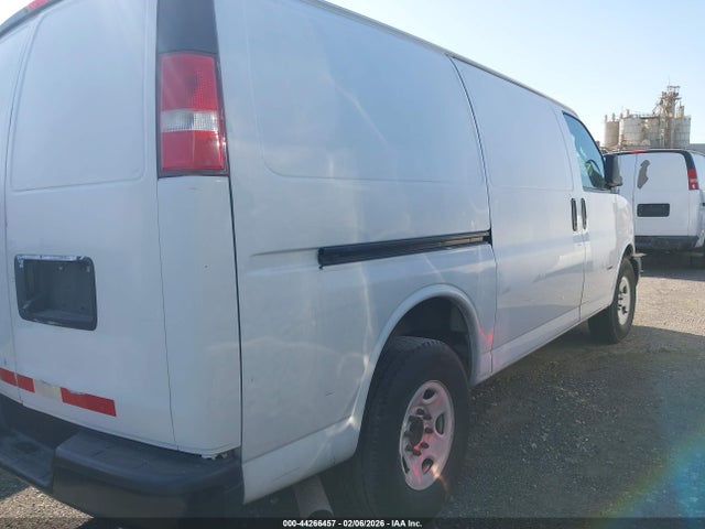 1GCWGAF17H1310924 Chevrolet Express 2500 Work Van