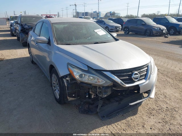 1N4AL3AP0HC152417 Nissan Altima 2.5 S