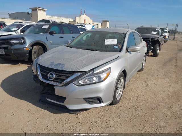 1N4AL3AP0HC152417 Nissan Altima 2.5 S