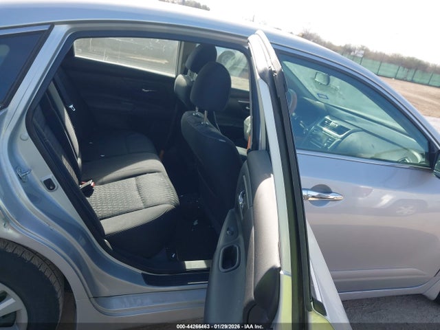 1N4AL3AP0HC152417 Nissan Altima 2.5 S