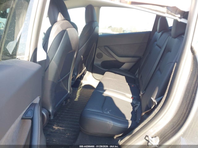 2023 TESLA MODEL Y 7SAYGDEE2PF616615 Photo 7