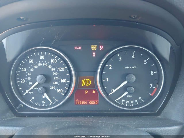 Aukcja sprzedaży 2006 Bmw 325i, vin: WBAVB13586K000528, numer aukcji: 44266527