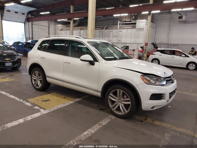 2012 VOLKSWAGEN TOUAREG WVGEK9BPXCD009120