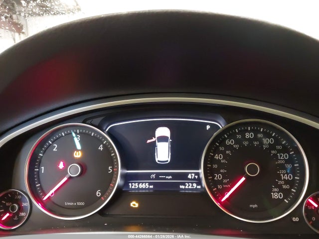 2012 VOLKSWAGEN TOUAREG WVGEK9BPXCD009120 Photo 6