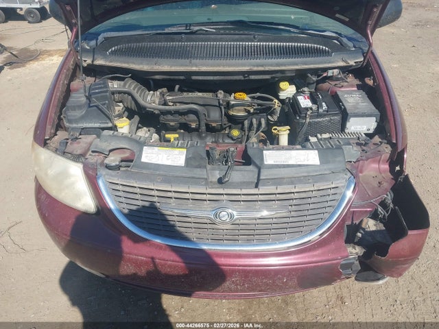Продажа на аукционе авто 2002 Chrysler Town & Country Limited, vin: 2C8GP64L32R797501, номер лота: 44266575