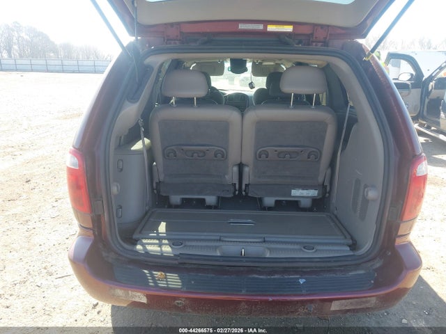 Продажа на аукционе авто 2002 Chrysler Town & Country Limited, vin: 2C8GP64L32R797501, номер лота: 44266575