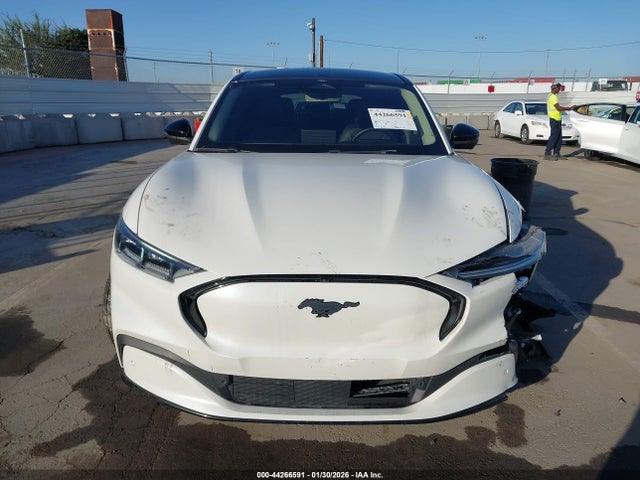 Ford Mustang Mach-e Premium 2023 3FMTK3R79PMA54683 Image 12
