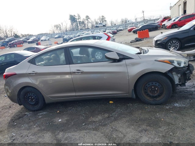 Продаж на аукціоні авто 2016 Hyundai Elantra Se, vin: 5NPDH4AE4GH771893, номер лоту: 44266634