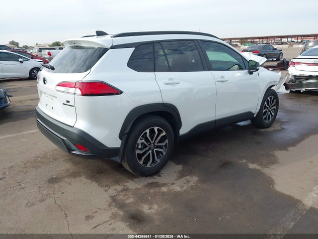 2025 TOYOTA COROLLA CROSS HYBRID 7MUFBABG1SV070102 Photo 3