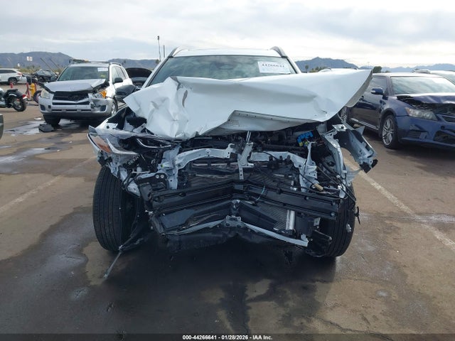 2025 TOYOTA COROLLA CROSS HYBRID 7MUFBABG1SV070102 Photo 5