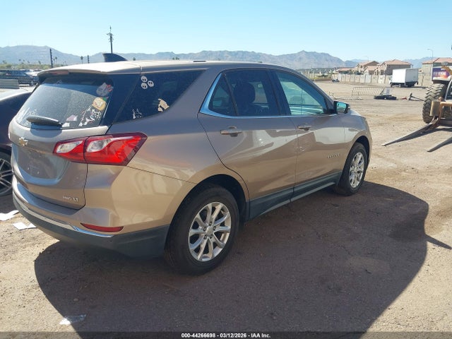 2GNAXSEV7J6242686 Chevrolet EQUINOX LT